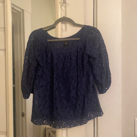 Moda International Navy Lace Blouse- size small - Picture 1 of 5